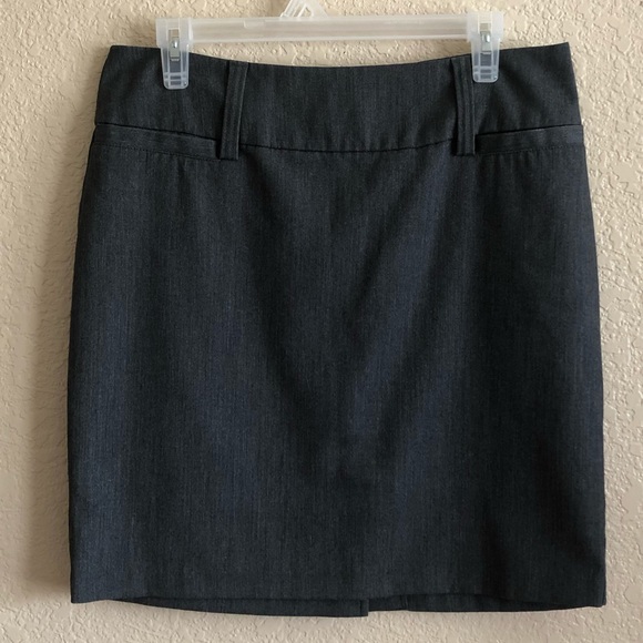 Maurices Dresses & Skirts - Maurices Gray Skirt